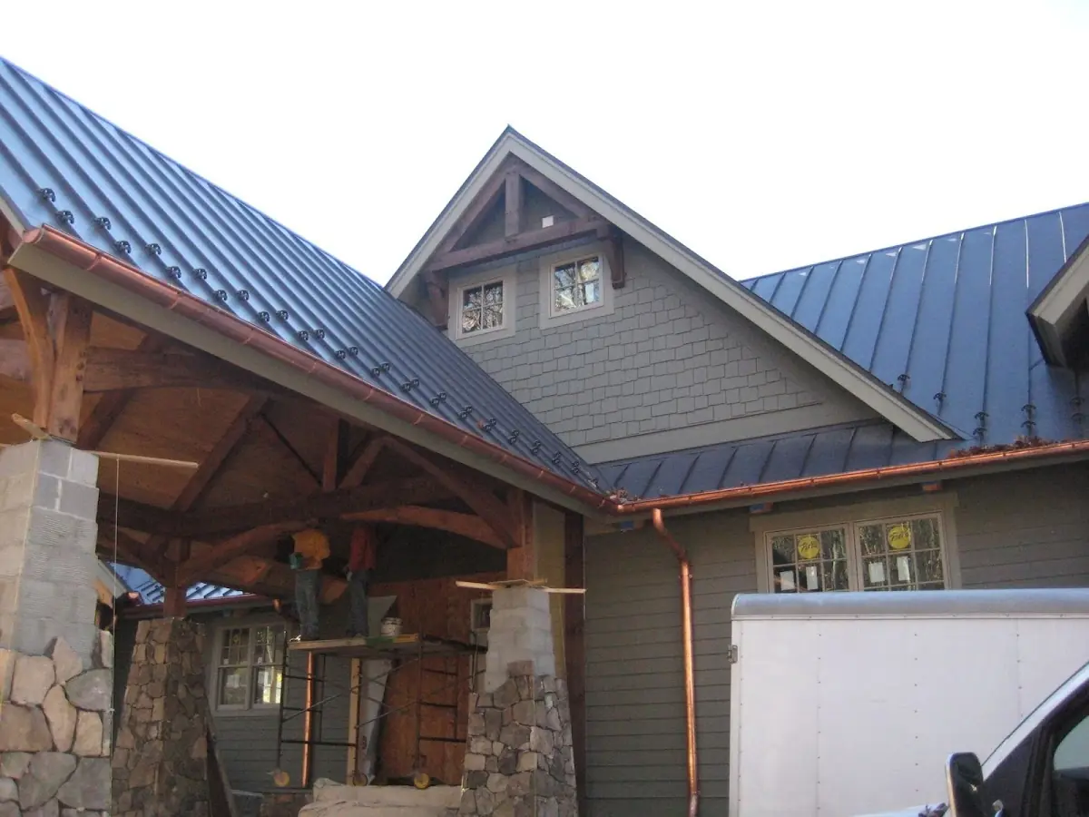 Craftsman Roofing team delivering quality roofing work in Pearl